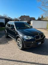 BMW X5 / XDrive 3.0d / 4WD Allrad - BMW X5 mit Diesel-Antrieb: 4.0
