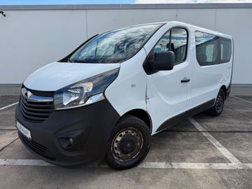 Opel Vivaro - 1