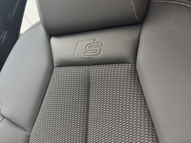 Q4 Sportback e-tron performance 210 kW