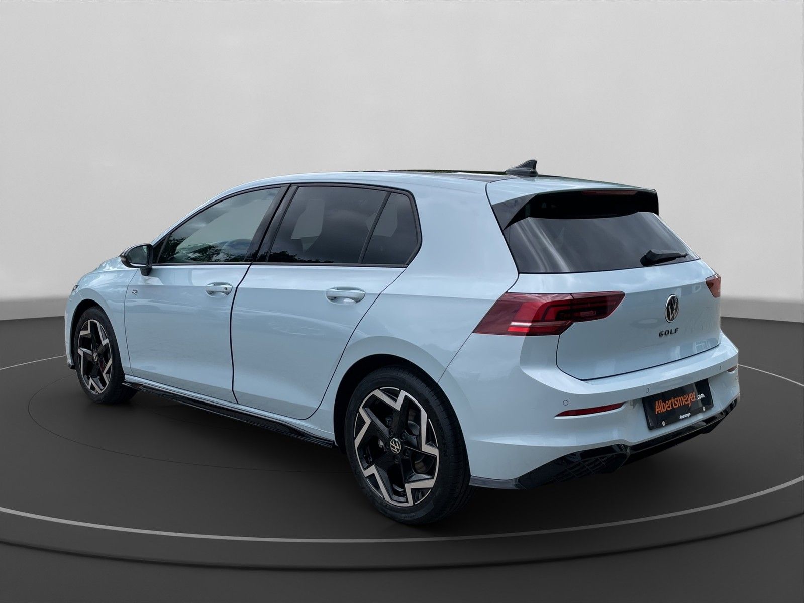 Volkswagen Golf VIII 1.5 eTSI R-Line DSG ACC NAVI LED-PLUS foto 2