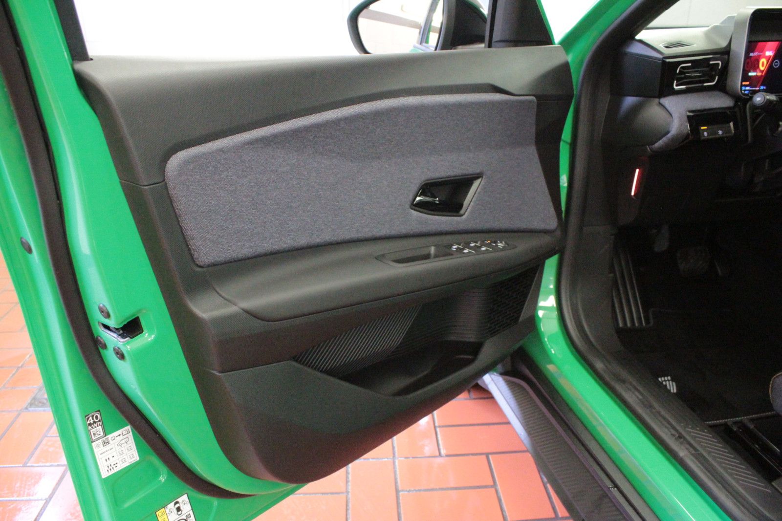 Fahrzeugabbildung Renault R 5  E-Tech 120 Urban Range *CCS*Winter-Paket*