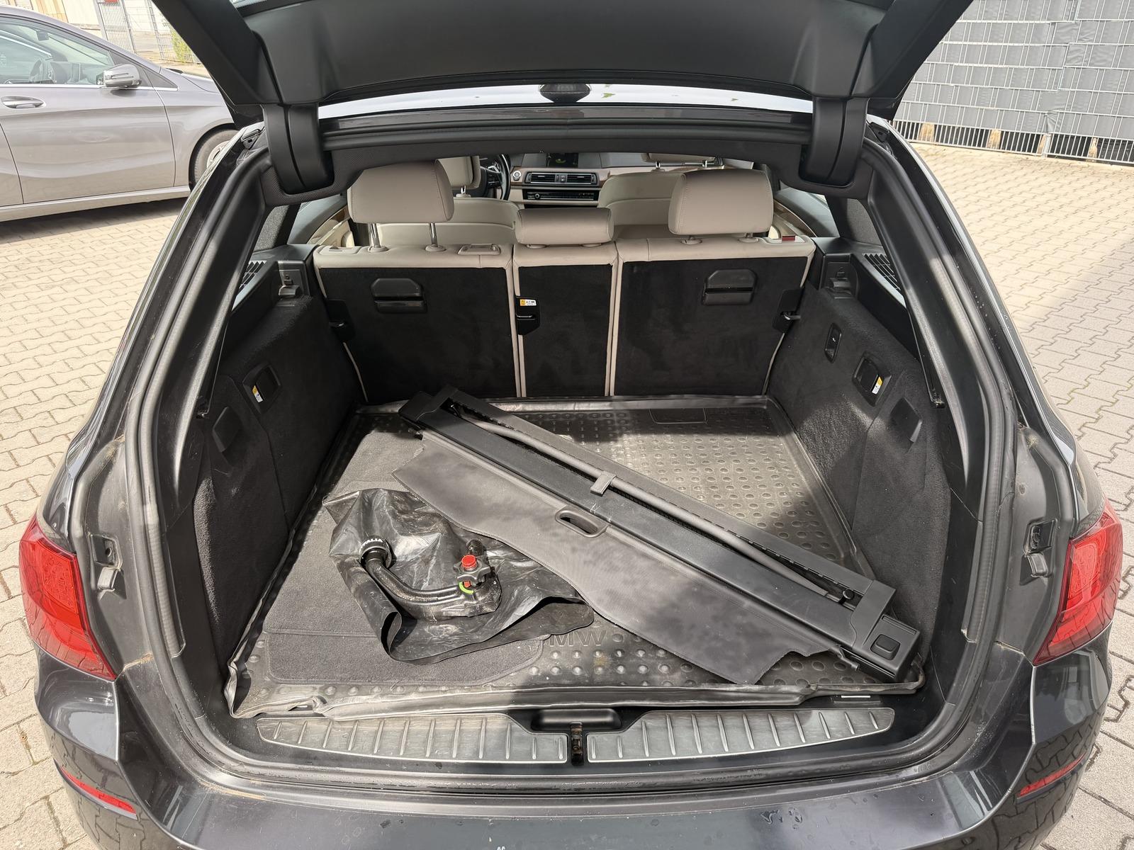BMW 535d Touring xDrive 313 ch – Pack M – BVA – HUD – Cuir – ACC