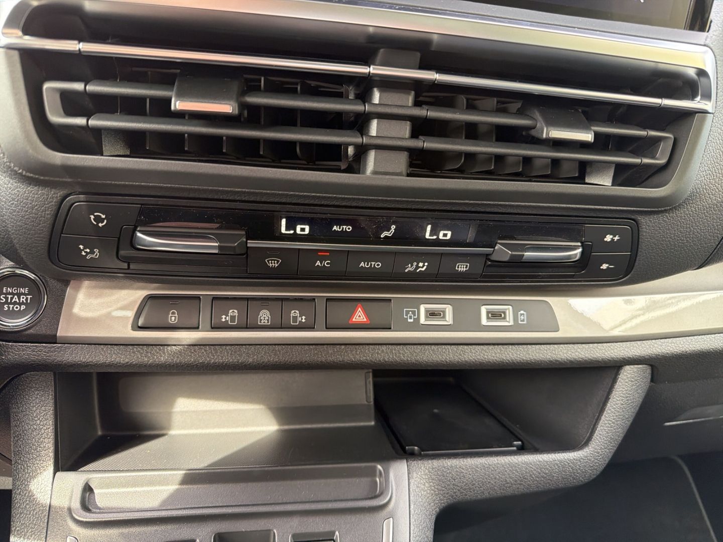 Peugeot Traveller - Bild 22