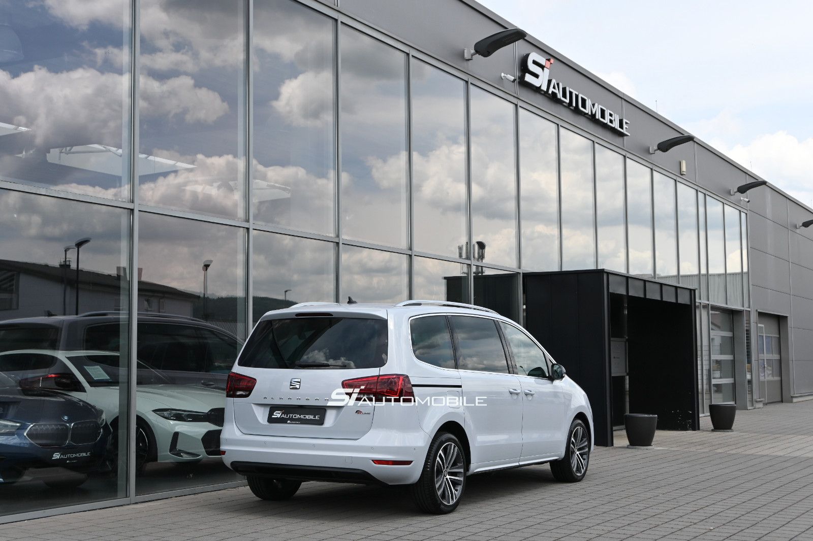 Fahrzeugabbildung SEAT Alhambra 2.0 TDI S&S FR-Line DSG °AHK°DCC°STHZ°