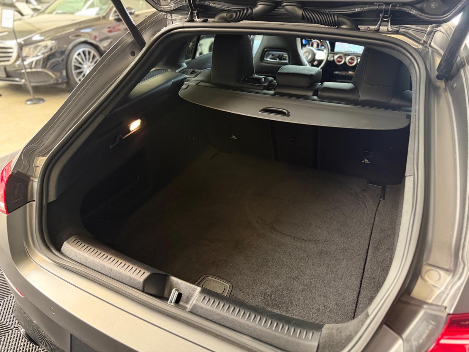 Mercedes-Benz CLA 35 AMG SB-LED-8XBEREIFT-PANO-DISTR.-360°-