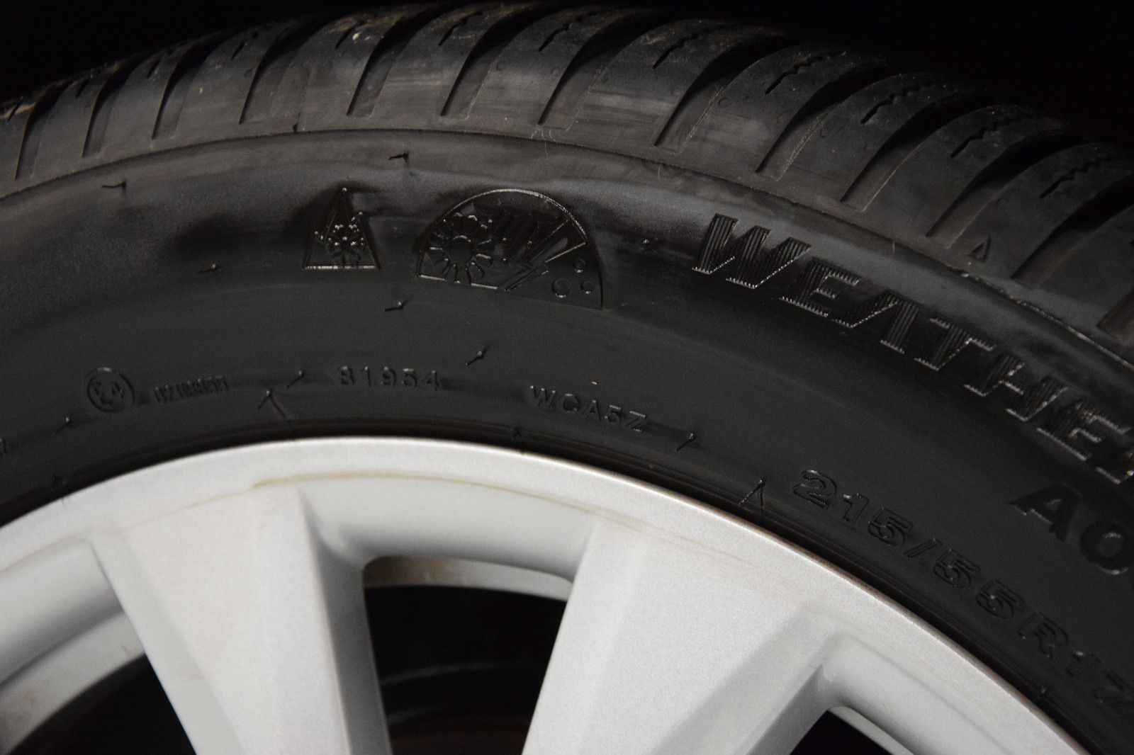 Fahrzeugabbildung Volkswagen Caddy Style Maxi Navi LED ACC 7 Sitze