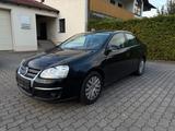 Volkswagen Jetta V Freestyle - gebrauchte VW Jetta aus dem Jahr 2010