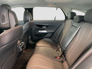 Mercedes E 200 - 10