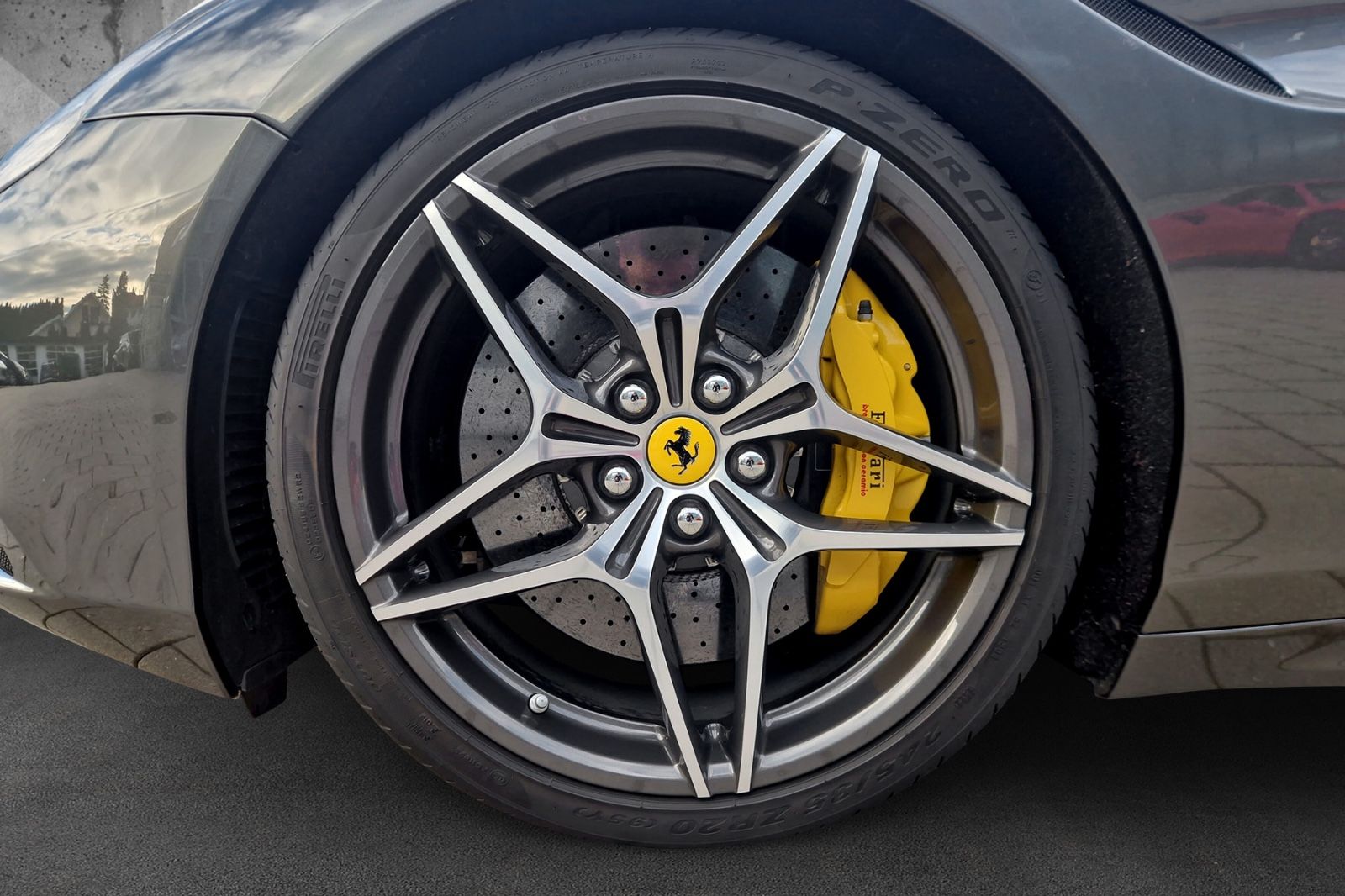 Fahrzeugabbildung Ferrari California T*Handling Speciale*LED*Karbon*TOP