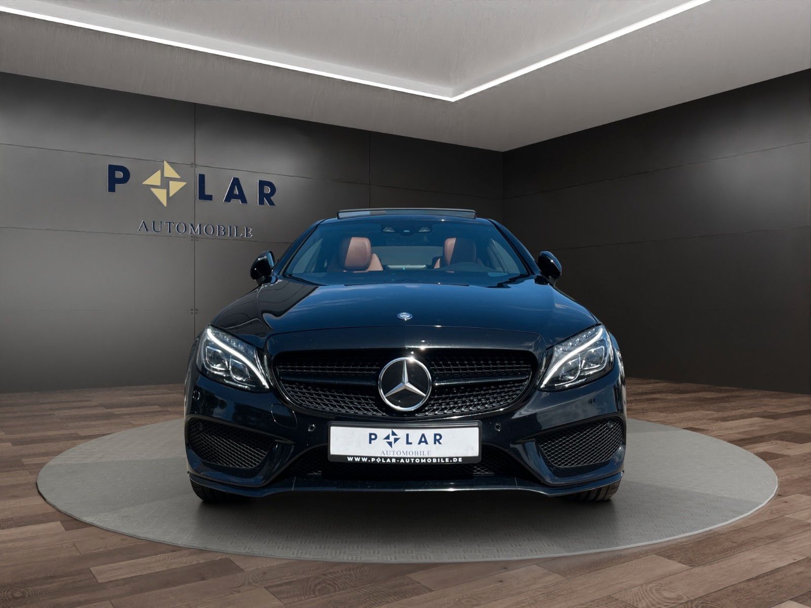 Fahrzeugabbildung Mercedes-Benz C 400 4Matic *AMG-Line*Panorama*Vollleder*Kamera