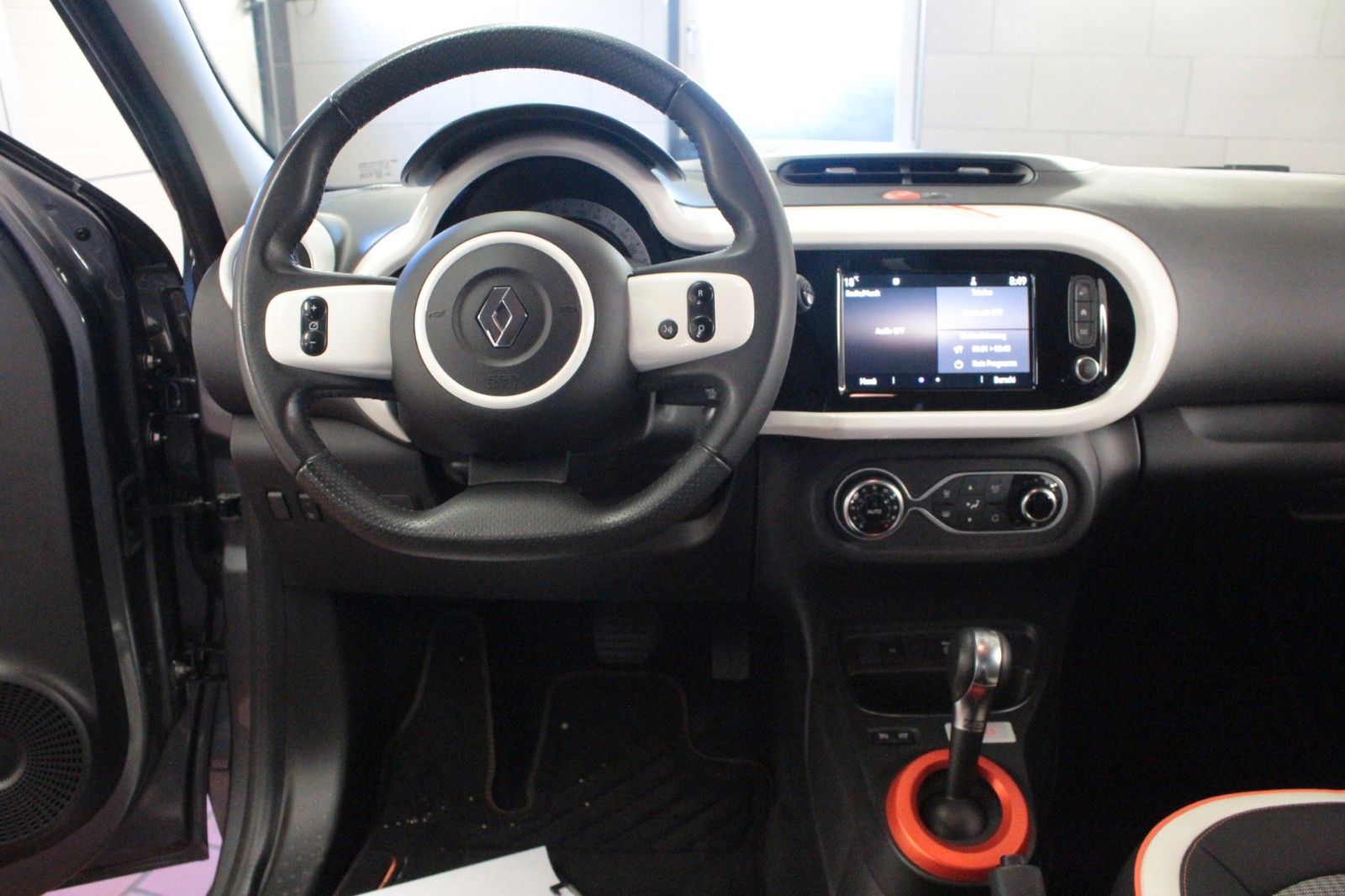 Fahrzeugabbildung Renault Twingo E-Tech 100% elektrisch  Vibes