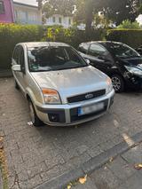 Ford Zum verkaufen Ford Fusion - Ford Fusion in Köln