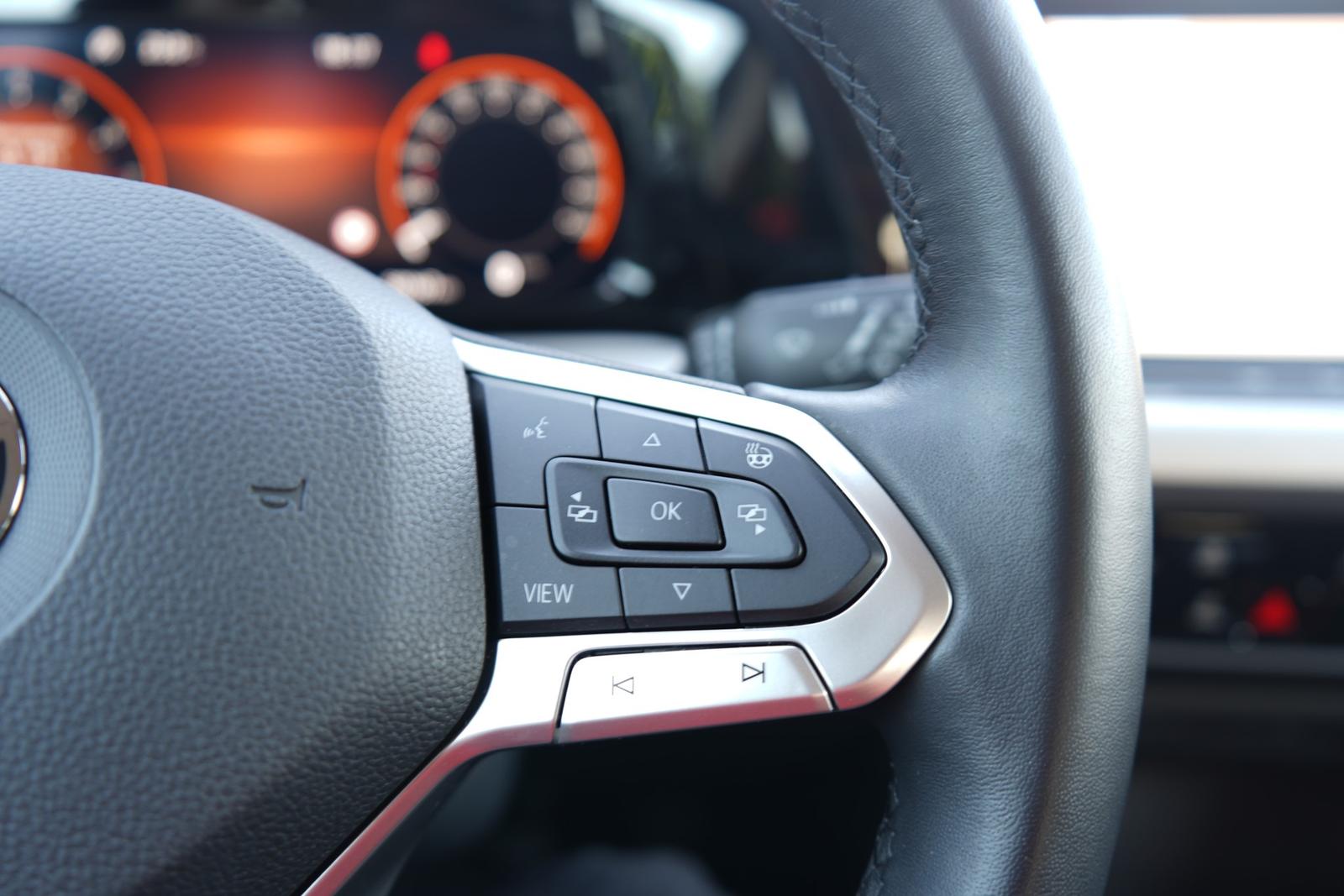 Volkswagen Golf VIII 1.5 16V TSI Life LED App-Connect ACC, миниатюра 22