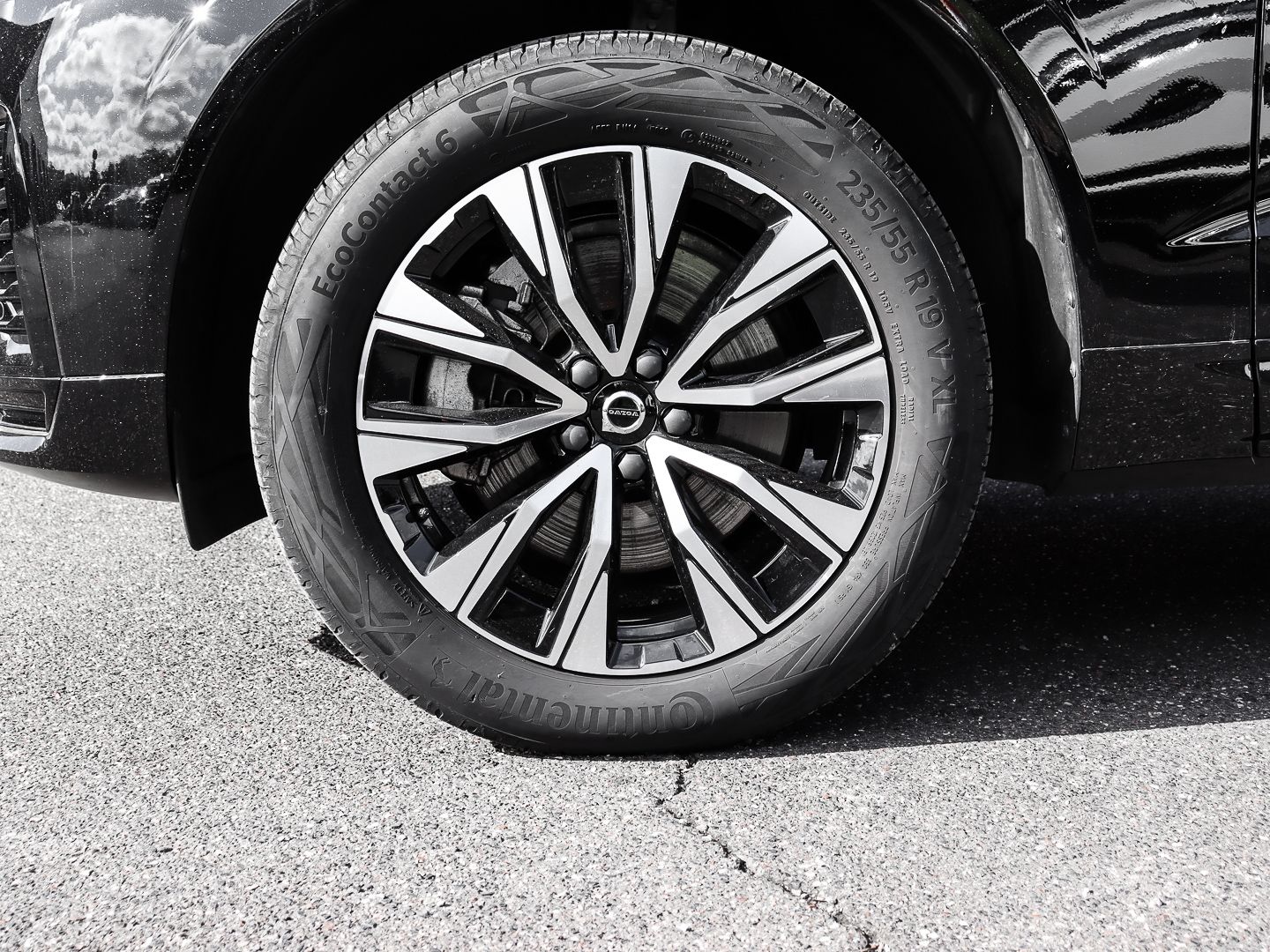 Volvo XC60 Plus Dark 2WD B4 Diesel EU6d Digitales Cock imagem 3