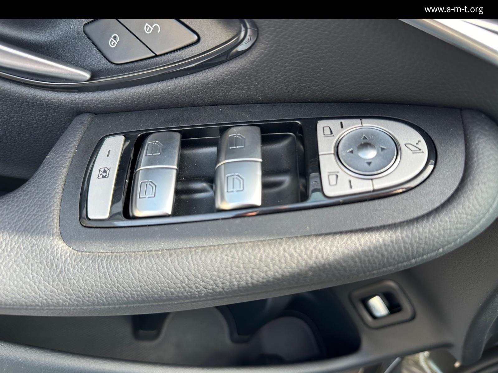Mercedes-Benz EQC 400 4MATIC Navi/SHD/Distronic/Klima/LED