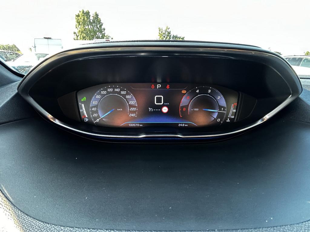 Peugeot 3008 EAT8 B-HDI 130 GT-Line *Navi*Cam*SHZ*Grip C