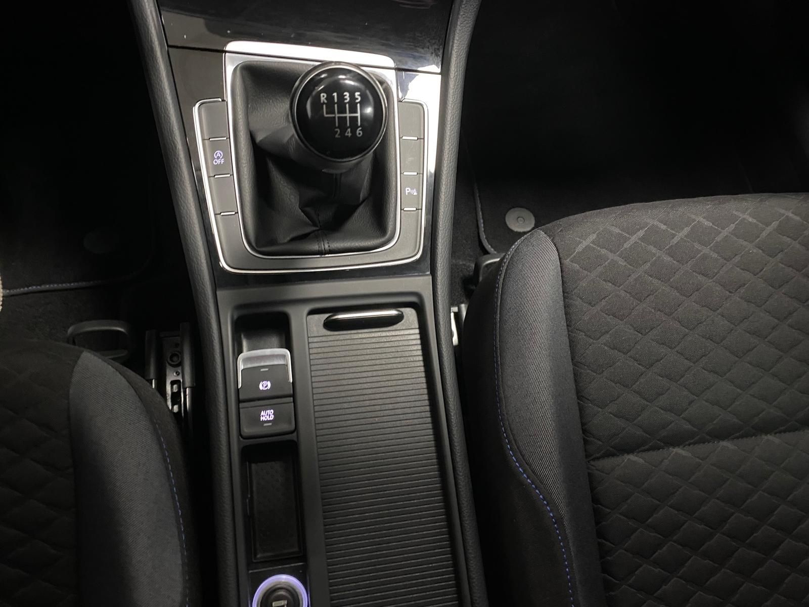 Fahrzeugabbildung Volkswagen Golf Variant VII 1.0 TSI Join+APP+ALLWETTER+NAVI