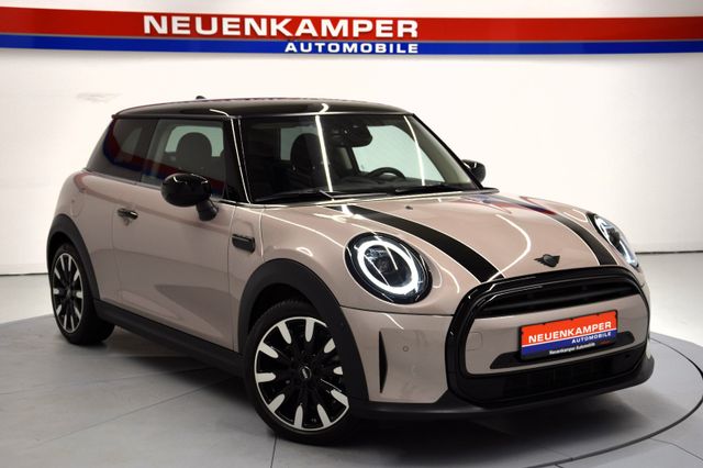 MINI Cooper Classic Trim Leder Automatik Navi Shz PDC