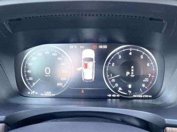 Volvo V90 Cross Country - 9