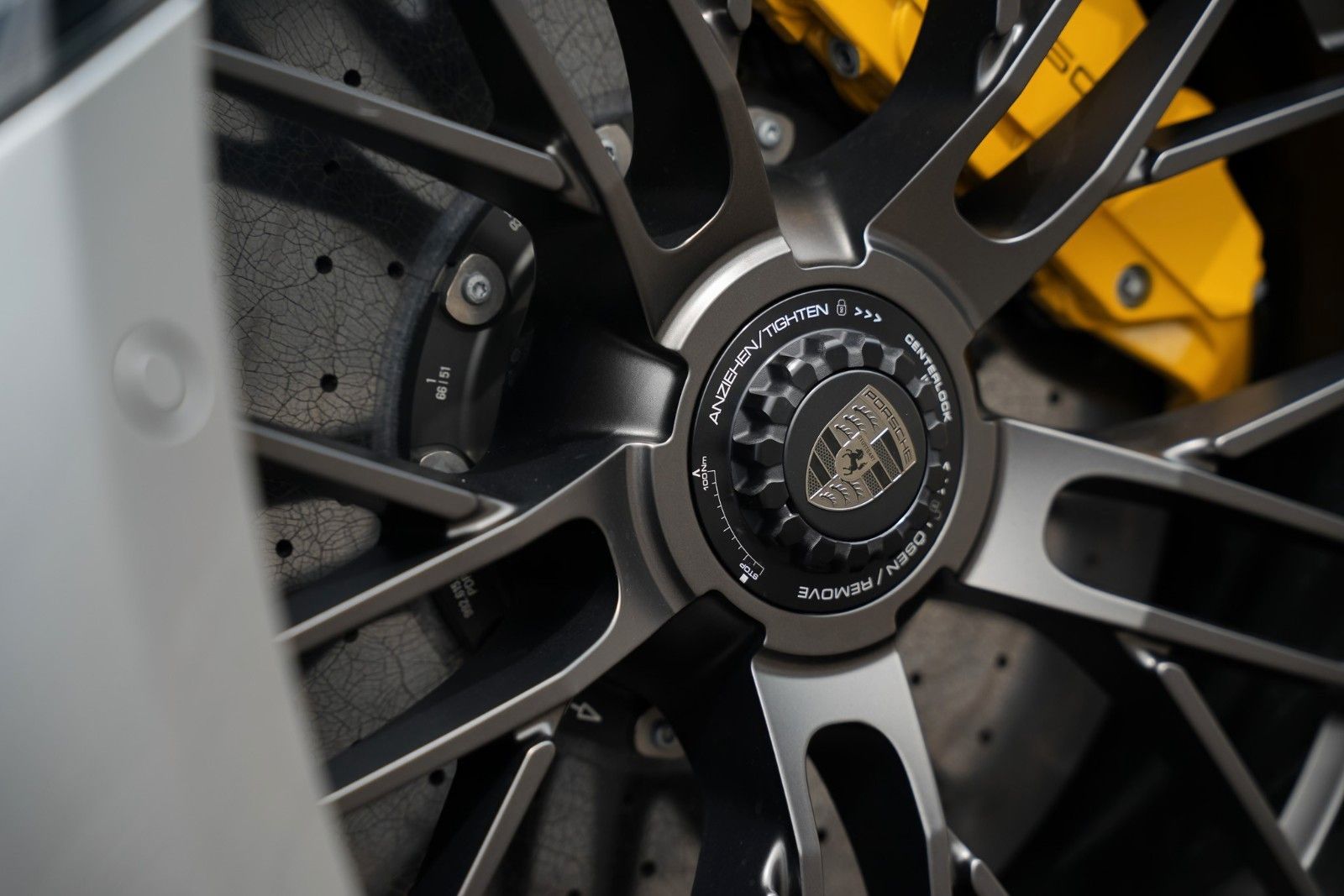 Porsche 992 TURBO S- nur 990km- imagem 3