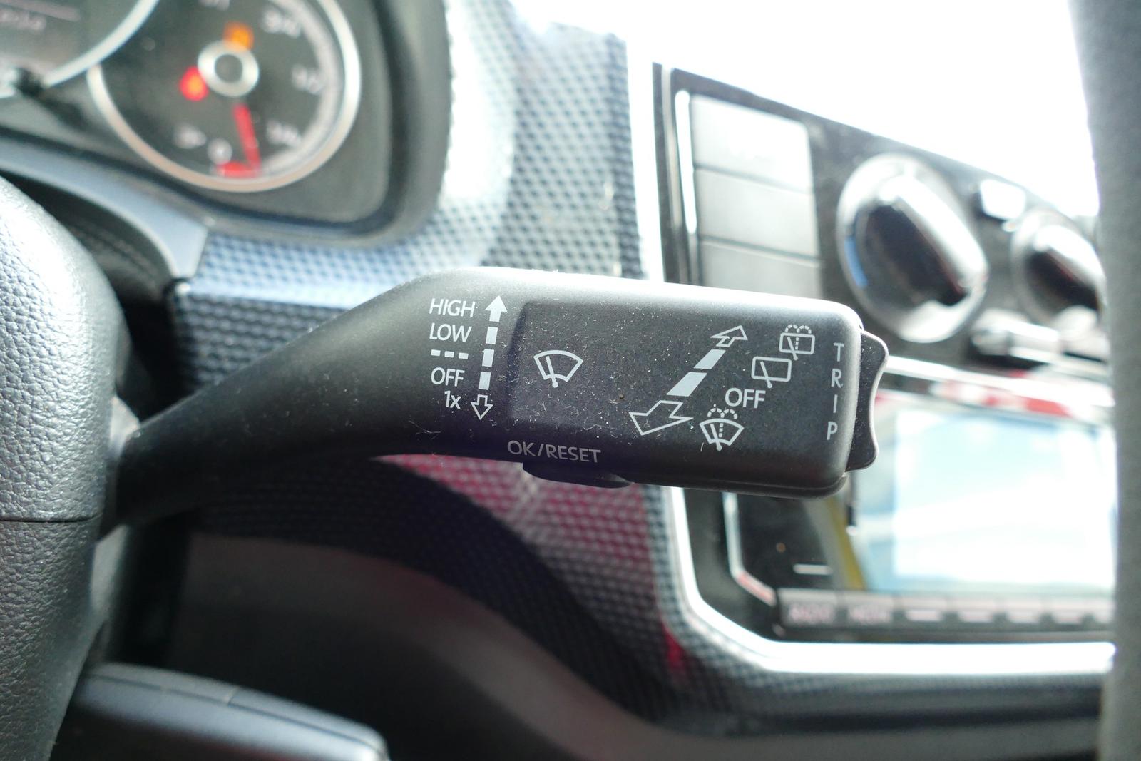Volkswagen Up 1.0 Basis Klima Bluetooth USB AUX, миниатюра 10