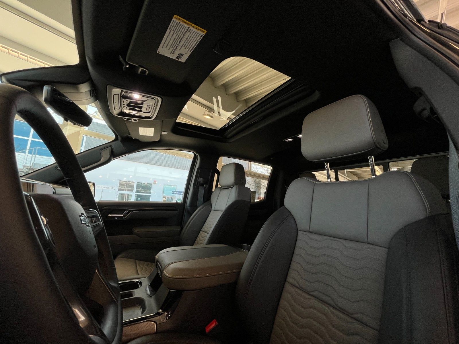 Fahrzeugabbildung Chevrolet Silverado ZR2 V8 6.2*Head-Up*360°*AHK*Bügel