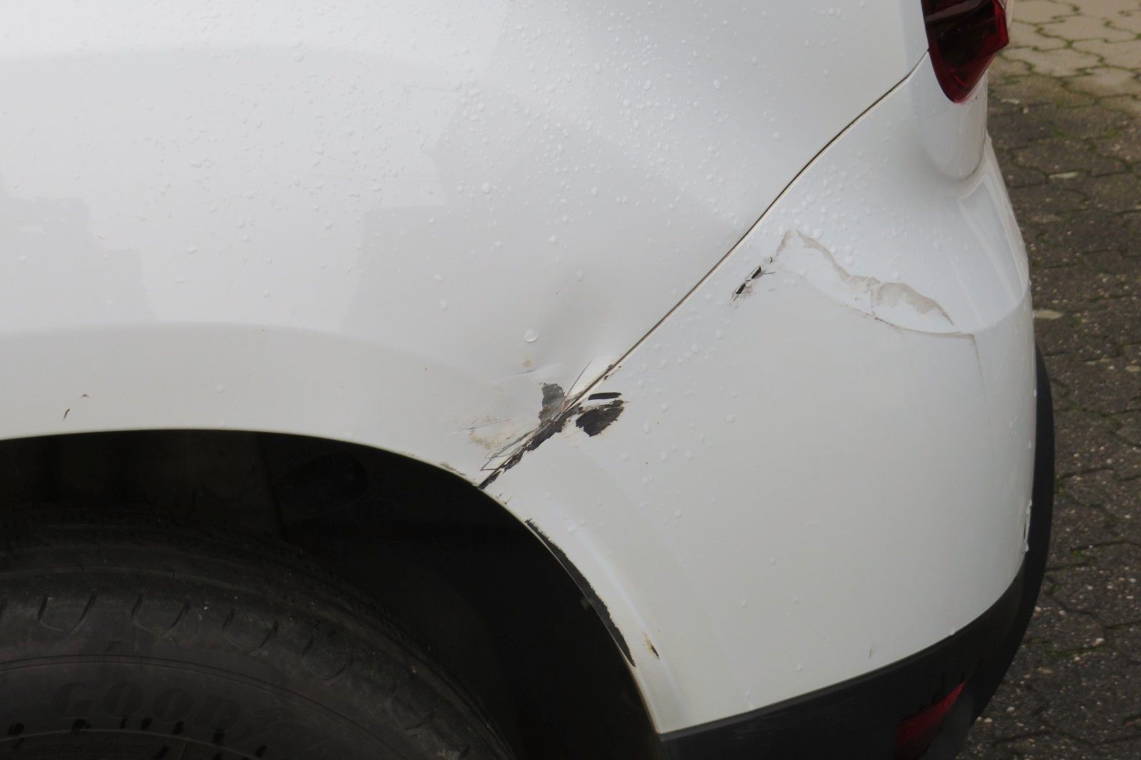 Fahrzeugabbildung Dacia Duster II Expression DIESEL NAVI ALU LED 1.HAND