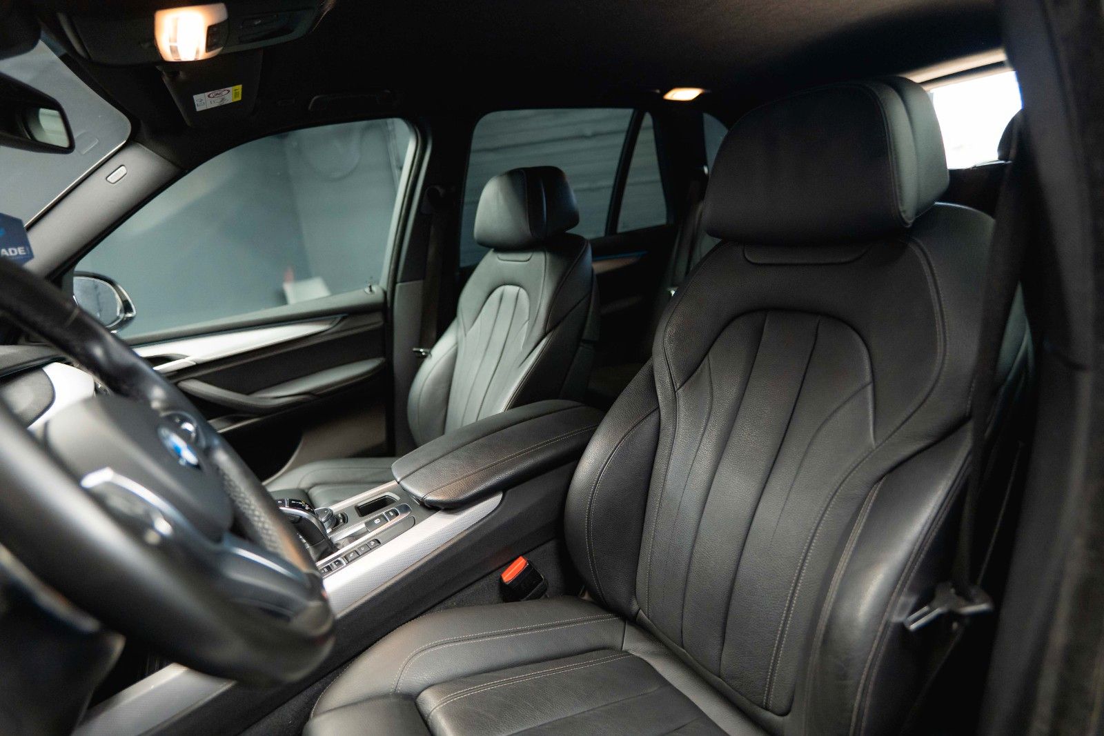 Fahrzeugabbildung BMW X5 xDrive 30d M Sport Shadow Line *ACC*LED*HU*