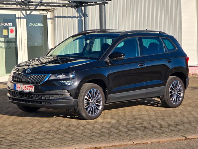 Skoda Karoq Style 2.0 TDI/NAVI/PANORAMA/AHK/ACC/LANE