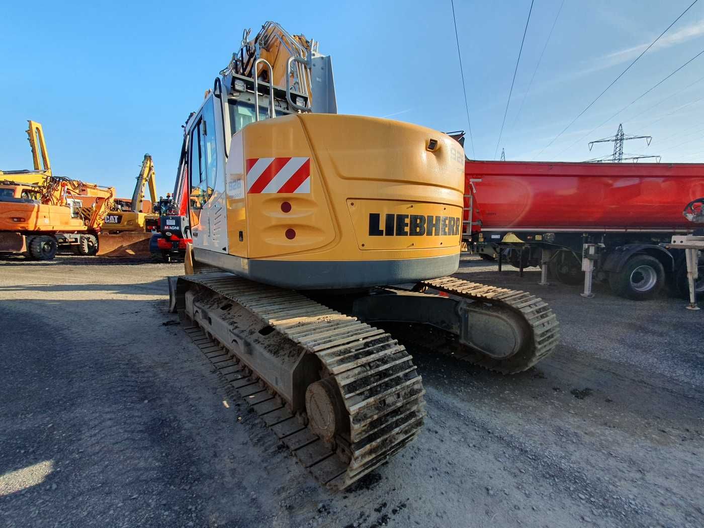 Fahrzeugabbildung Liebherr R926 K LC / nur 2.690h! / SW48 LIKUFIX
