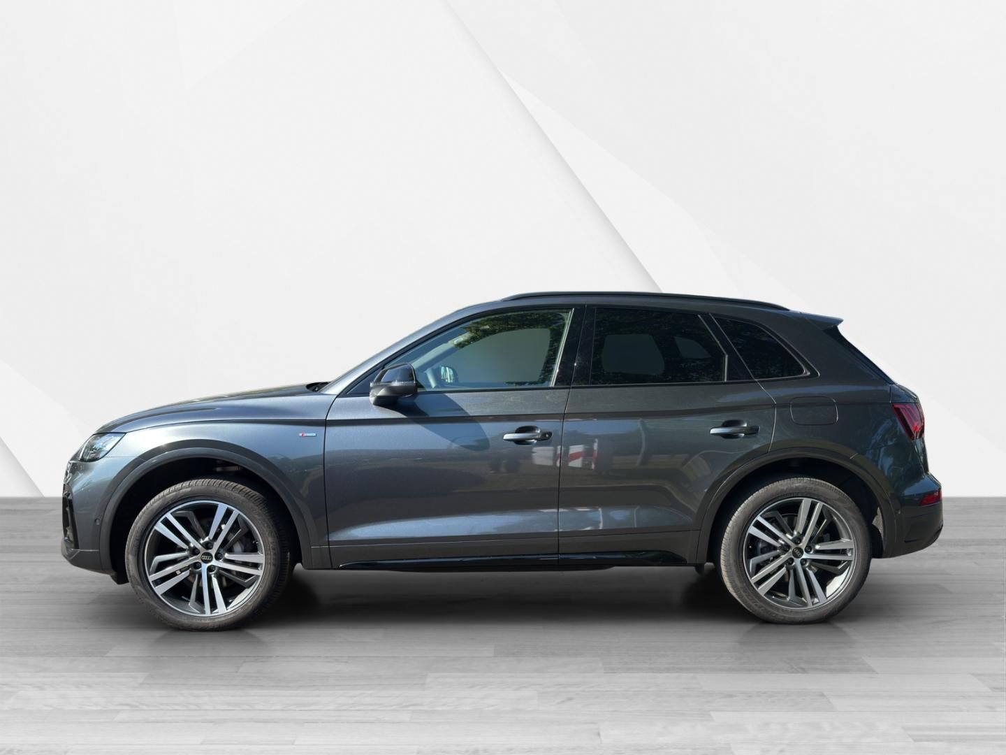 Fahrzeugabbildung Audi Q5 TFSI e S line 55 S Line quattro, Business, B&