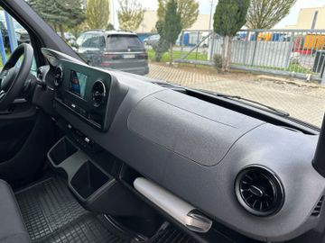 Mercedes Sprinter - 12