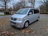 Volkswagen VW T5 Multivan High Line - VW T5 Multivan Gebrauchtwagen in Bochum