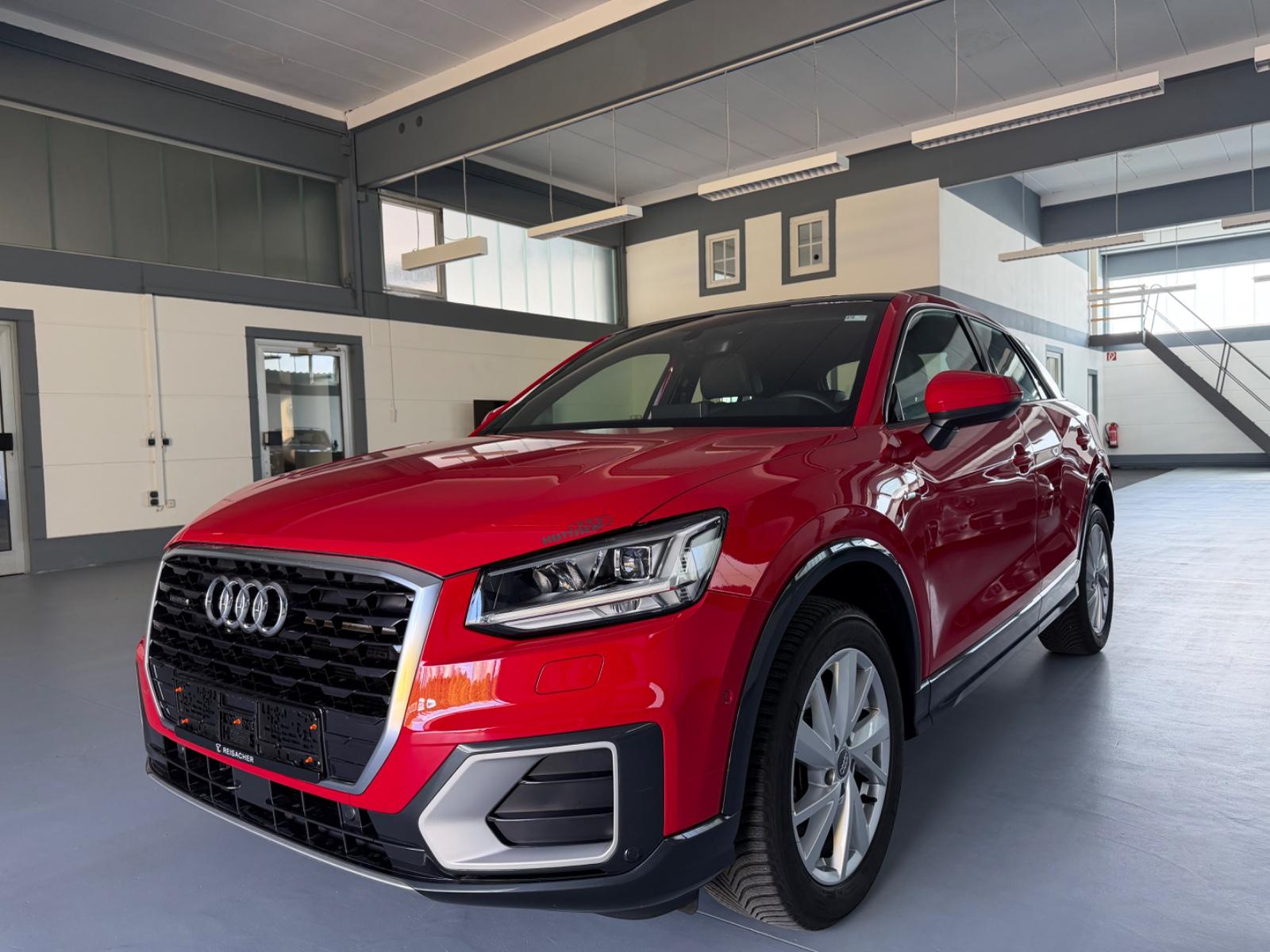 Audi Q2 2.0 TDI QUATTRO S-LINE *S-TRONIC*PANO*MATRIX*