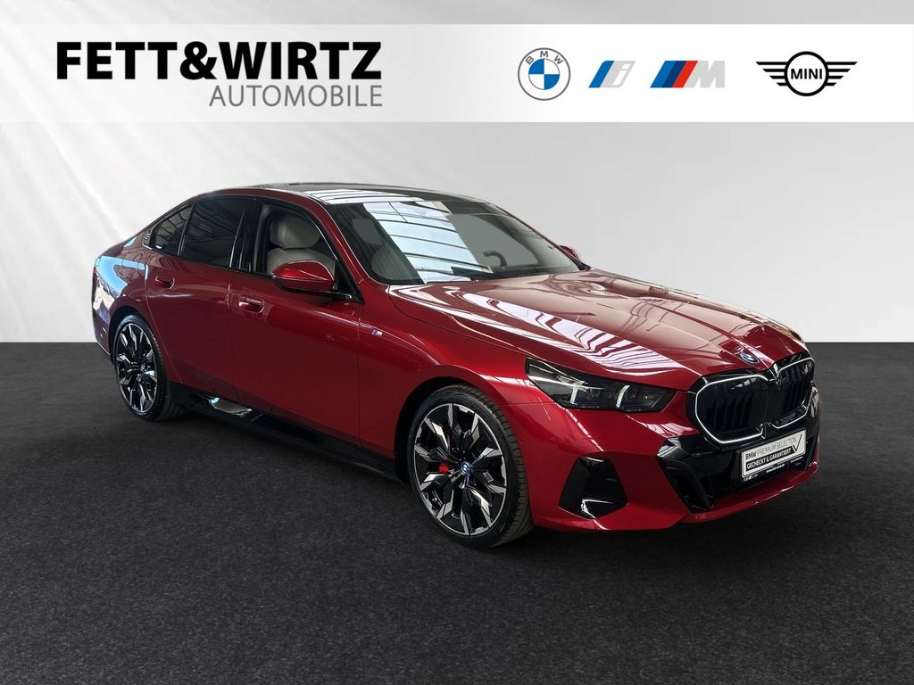 BMW 550e xDrive M Sport Pro|AHK|Pano|21"LMR