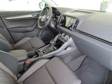 Fotografie 6 des Skoda Karoq Selection 1.5 TSi DSG 5J.-Garantie Navi AH