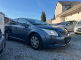 Toyota Avensis Kombi - Toyota Avensis in Mönchengladbach