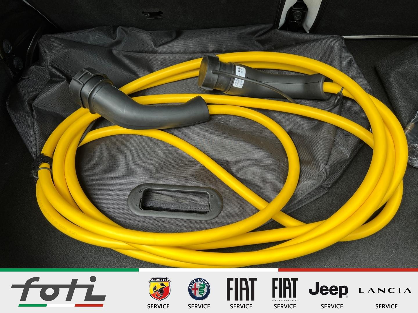 Fiat 500e La Prima by Bocelli 42kWh 118PS Leder Navi
