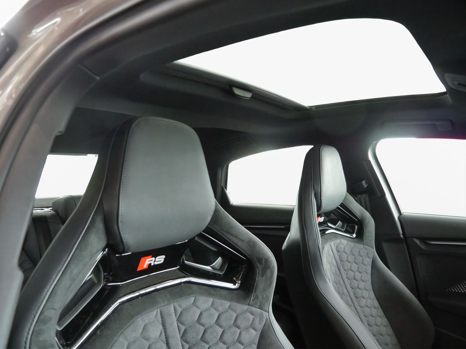 Audi RS3 - Bild 10