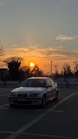 BMW E46 328i  6-Zylinder | Automatik | TÜ... - BMW 328 aus 2000