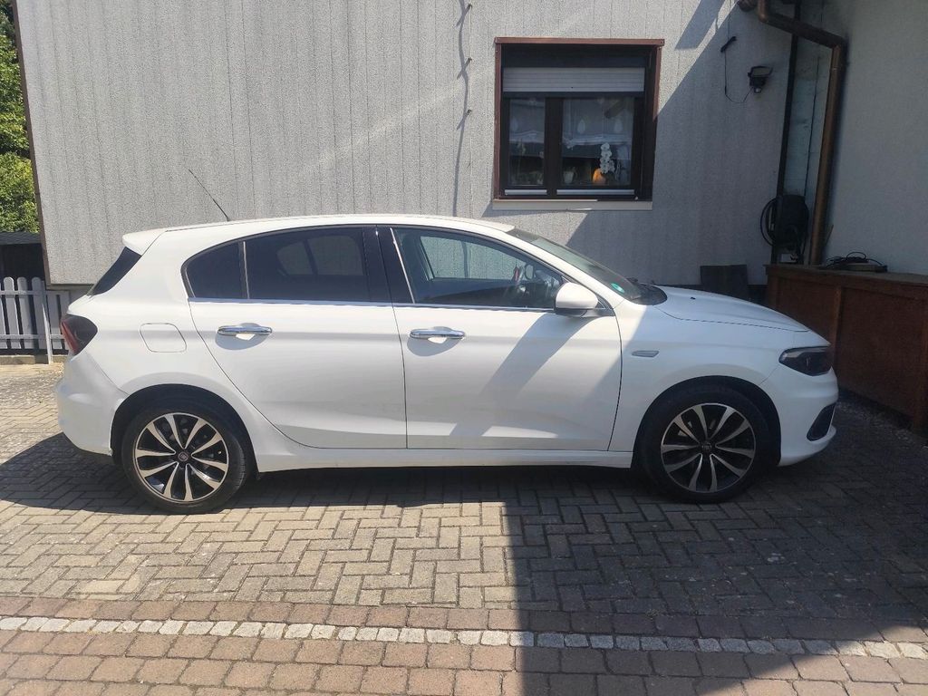 Image of Fiat Tipo