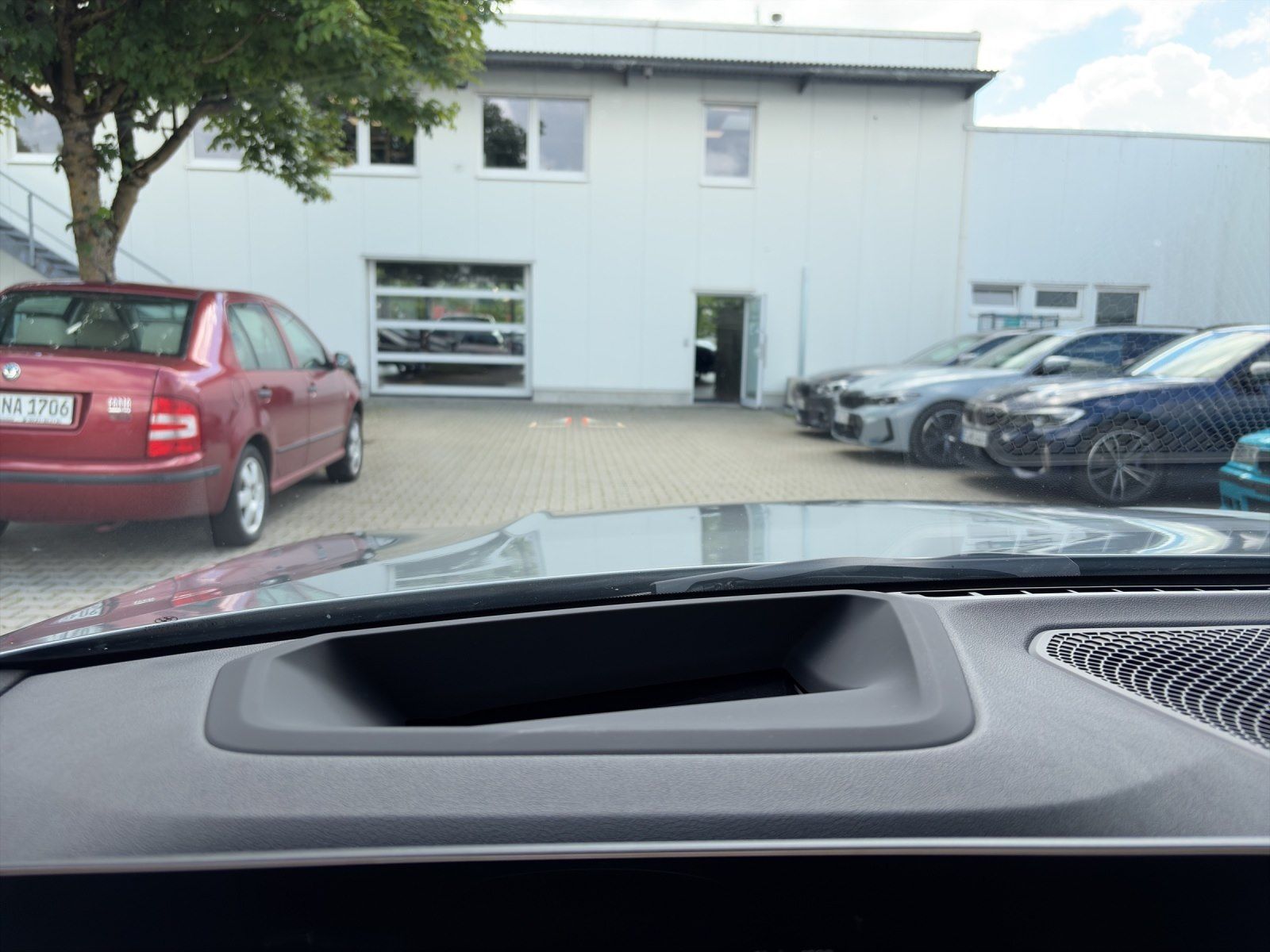 BMW 330 - Bild 24