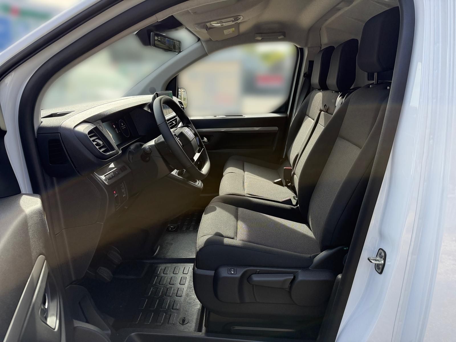 Fahrzeugabbildung Fiat Scudo L3 Kastenwagen 145 MT6