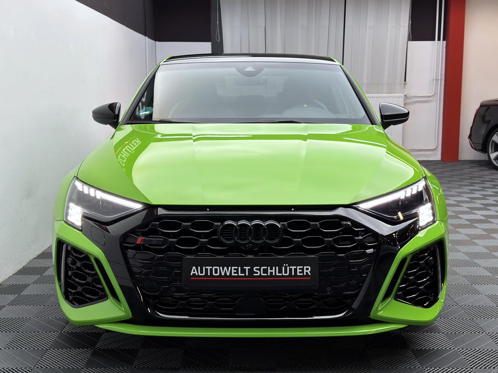 Audi RS3 Limosine 2.5 TFSI*RS-Abgas*Matrix*Kamera*B&O