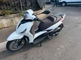 Piaggio Beverly 300 300 hpe - PIAGGIO BEVERLY 300