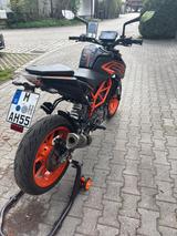 KTM Duke 125 - SPORTTOURER VON 81 BIS 125 CCM