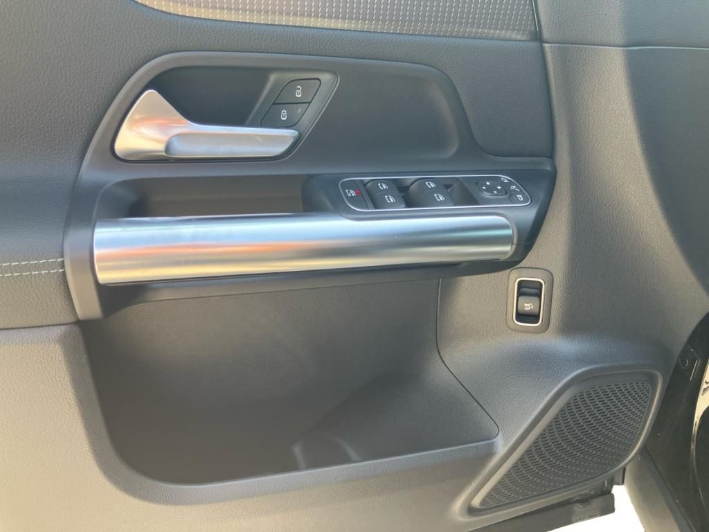 Fahrzeugabbildung Mercedes-Benz GLA 200 Kamera*LED-High Performance Scheinwerfer