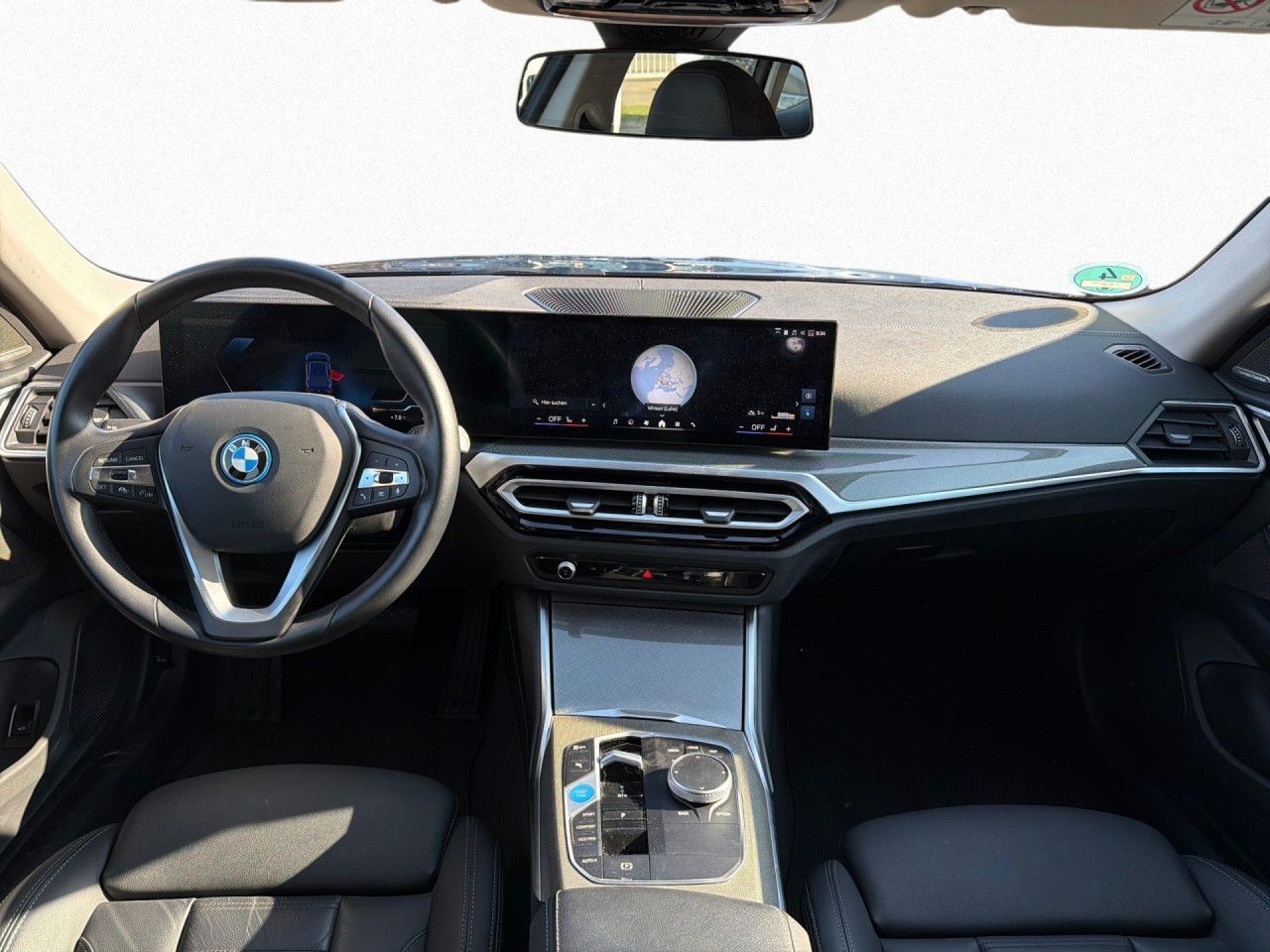 BMW i4 - Bild 14