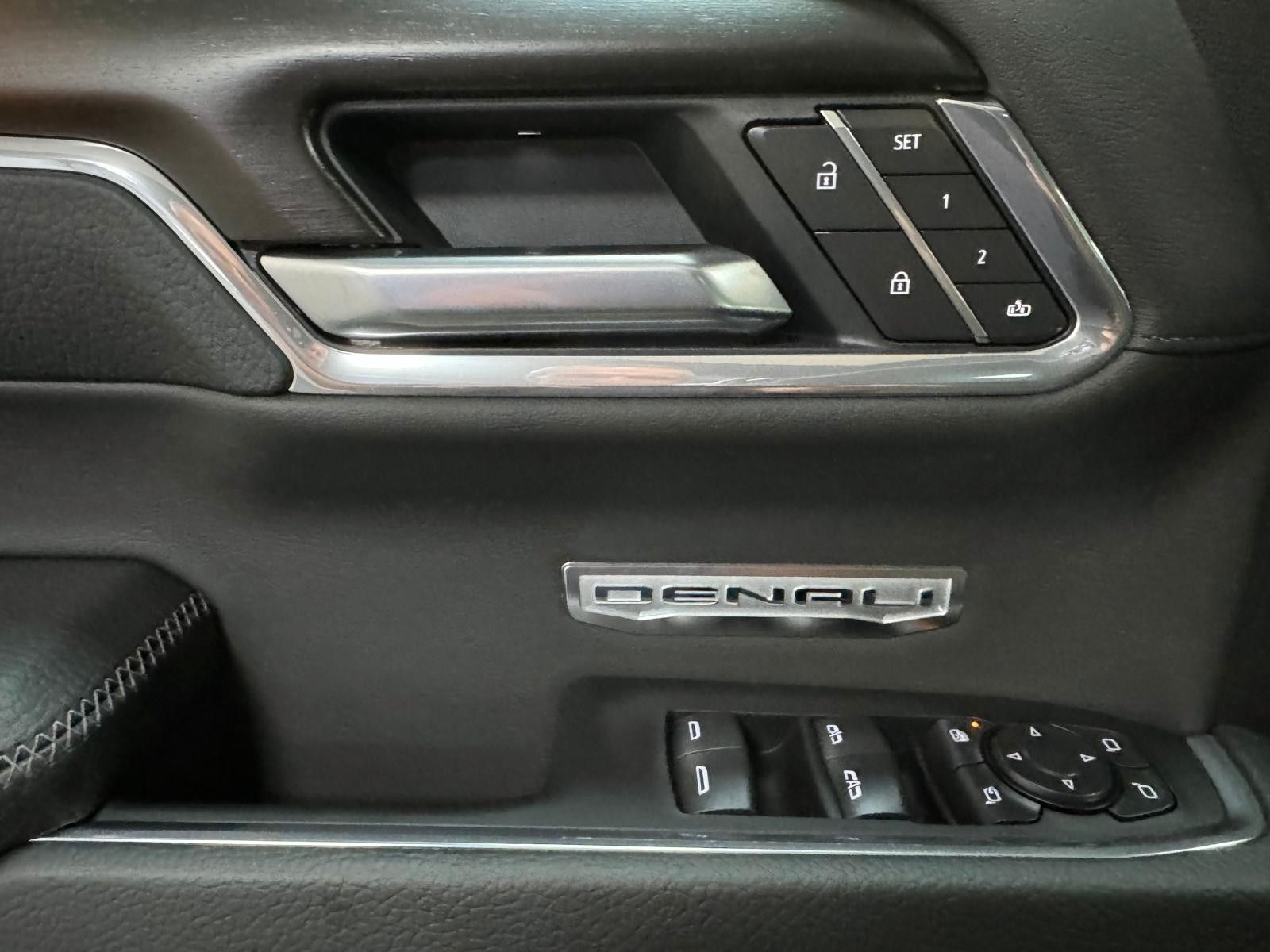 Fahrzeugabbildung GMC SIERRA DENALI 2026 - 4x4-LONG BOX 6.4"