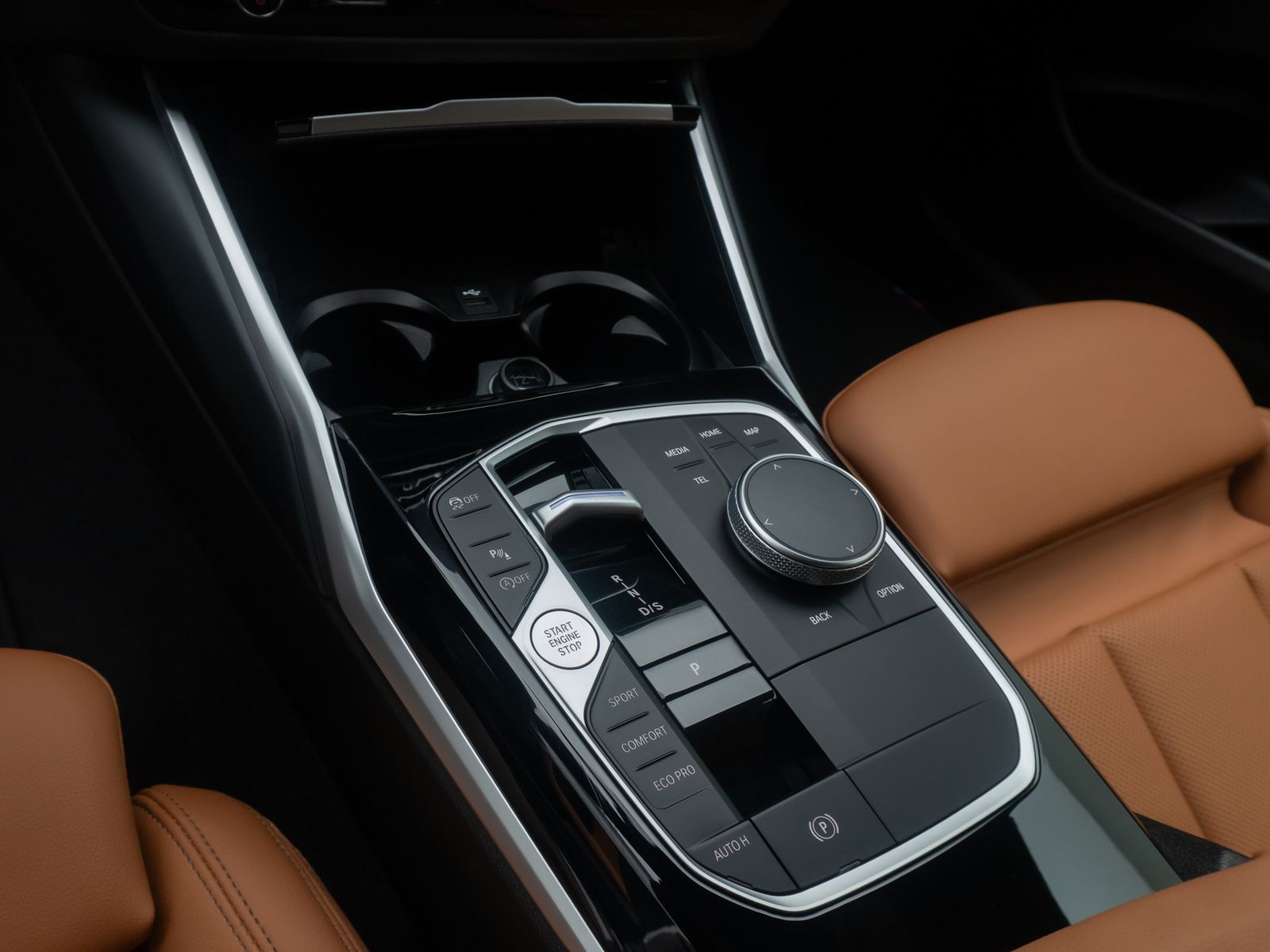 Fahrzeugabbildung BMW 220i Coup&eacute; M Sport Alarm DAB HiFi Kamera 19Zoll